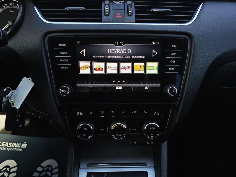 Škoda Octavia 1.4TSI ELEGANCE 100% STAV 1Maj - fotka 26 z 31