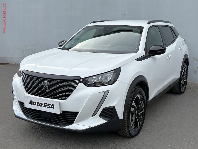 Peugeot 2008 (2022) 1.5 HDi, Allure, AT, LED - fotka 3 z 17