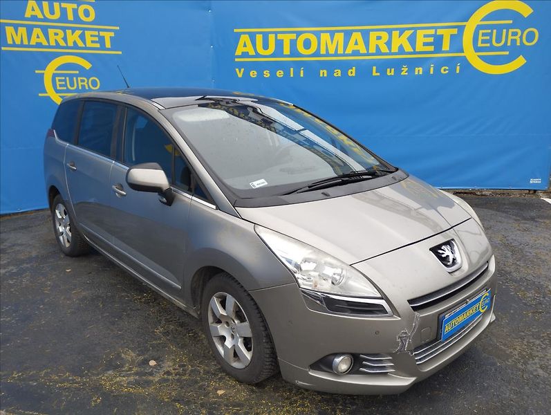 Peugeot 5008 1,6 Hdi - fotka 3 z 13
