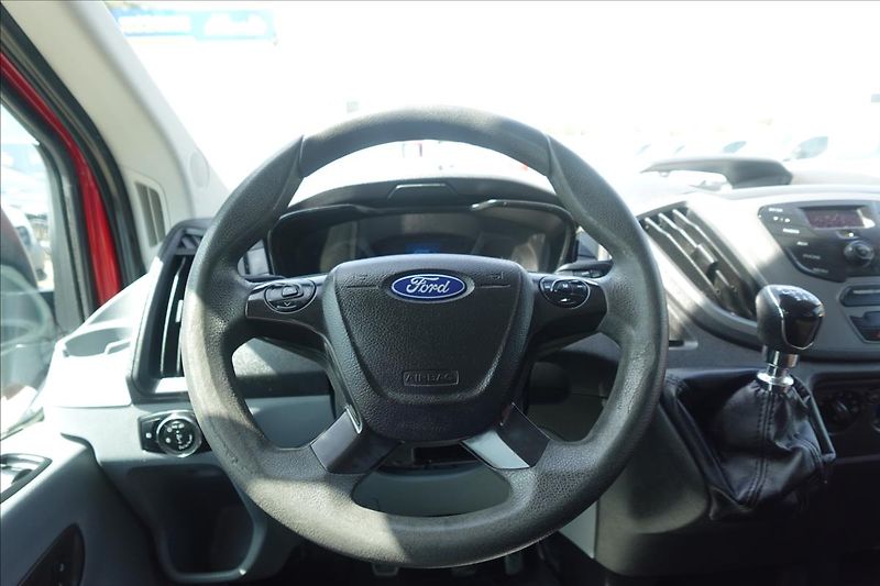 Ford Transit 2,2 TDCi  L2H2 9MÍST BUS KLIMA - fotka 17 z 31