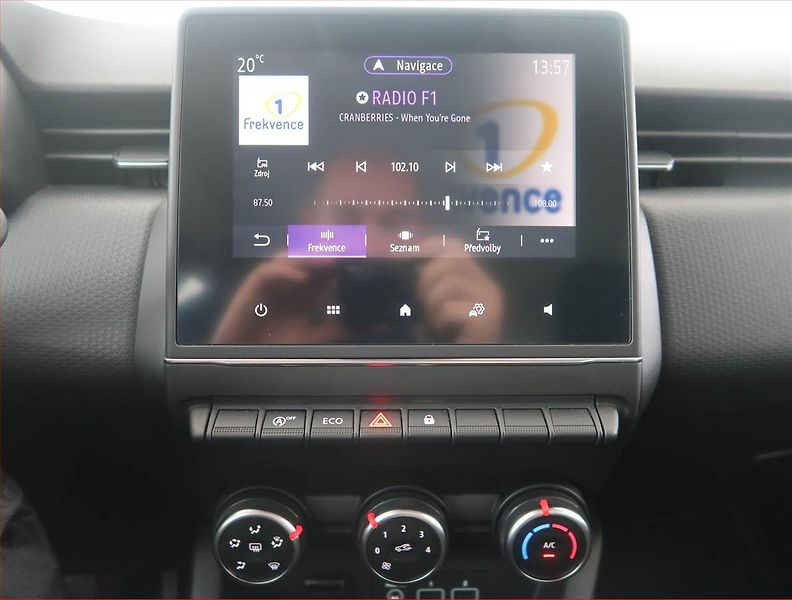 Renault Clio (2022) 1.0 TCe, Serv.kniha, Navi - fotka 12 z 14