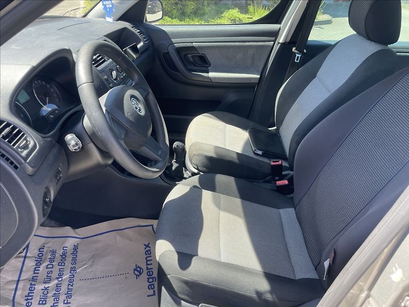 Škoda Roomster 1,2 TSi 63kw Ambiente Klima ES - fotka 7 z 25