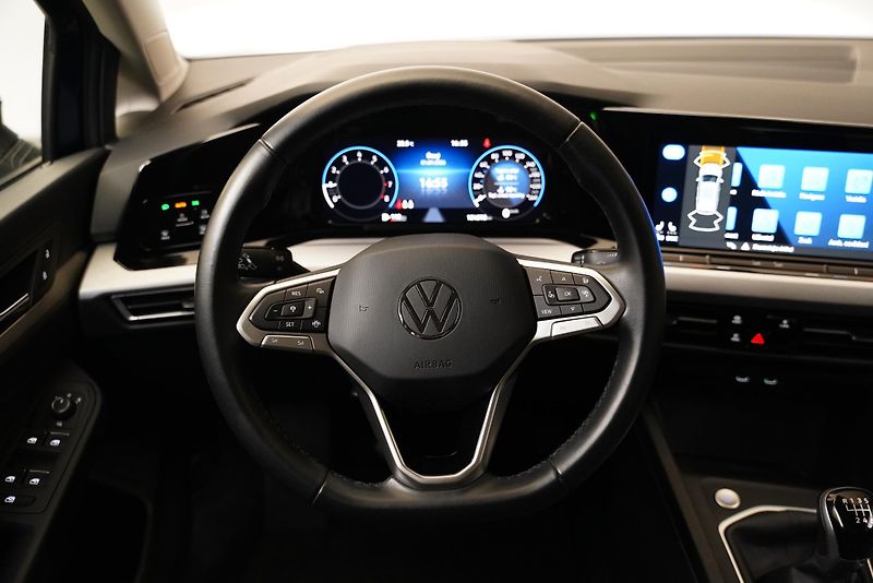 Volkswagen Golf - fotka 15 z 21
