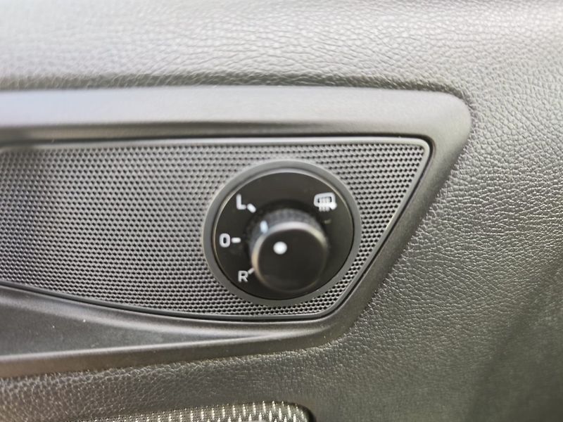 Škoda Yeti 2.0TDi KLIMA/1.MAJ/BEZ KOROZE - fotka 21 z 21