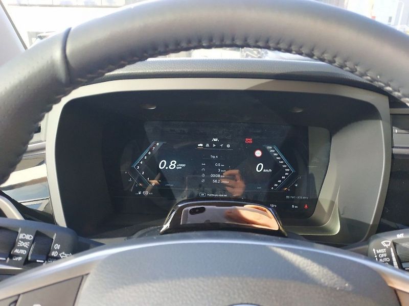 KGM Korando 1.5T, SMART,2WD, MT, SKLADEM - fotka 17 z 30