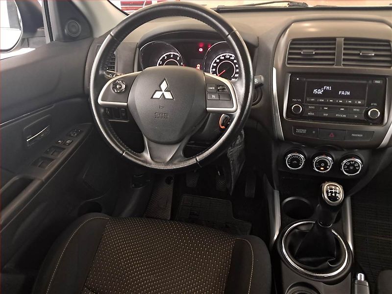 Mitsubishi ASX (2014) Invite 1.6 MIVEC, ČR,1.maj - fotka 7 z 18
