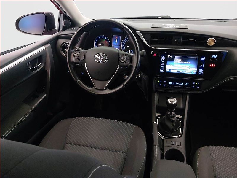 Toyota Corolla (2018) 1.6 Valvematic, Tempomat - fotka 7 z 14