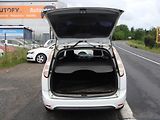 Ford Focus 1.6i, 74 kW, klimatizace - náhled 11