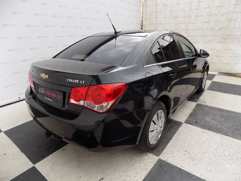 Chevrolet Cruze (2011) 2.0 VCDi/Klima/Kůže/NAVI/ - fotka 7 z 32