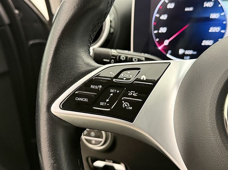 Mercedes-Benz Třídy C 220d/Kam/Distronic - na cestě - fotka 11 z 19