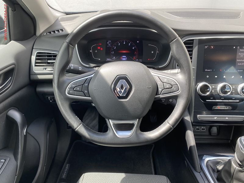 Renault Mégane (2023) 1.3 TCe, Equilibre, LED - fotka 11 z 16