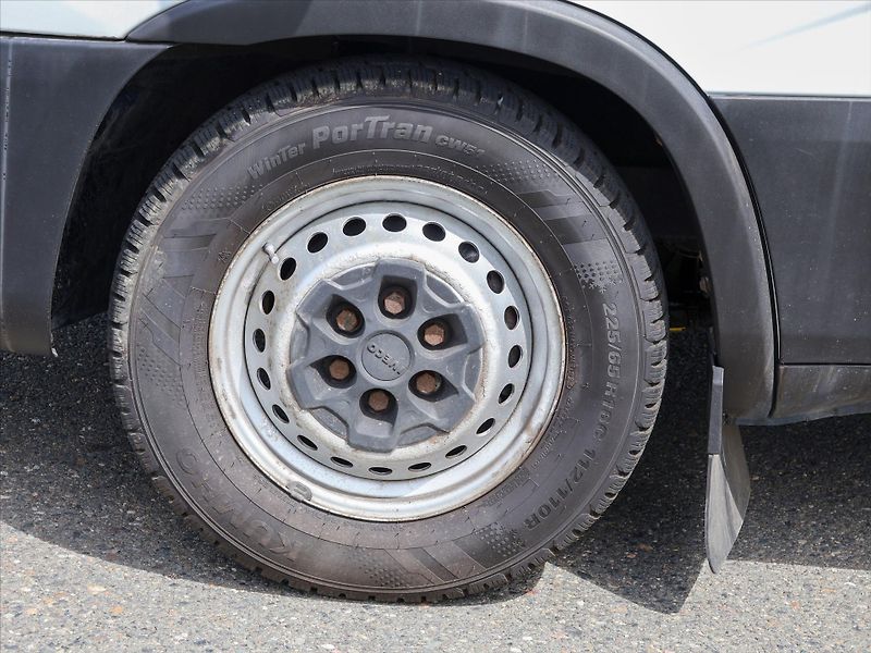 Iveco Daily 3,0 D 132kW Chladící CZ DPH - fotka 27 z 34