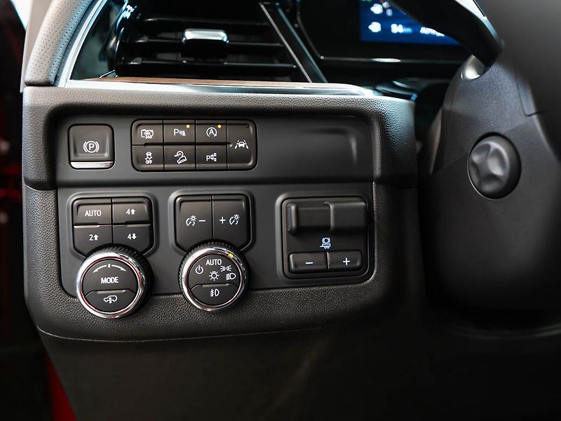 Chevrolet Suburban (2026) 6.2 V8 High Country 2026 - fotka 25 z 46
