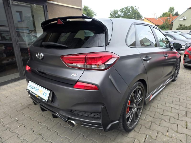 Hyundai i30 2.0-LIMITOVANÁ EDICE-DPH-1.MAJ - fotka 8 z 28