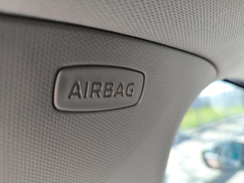 Škoda Octavia (2014) 1,6TDI DSG STYLE*VELKÝ SERVIS* - fotka 26 z 58