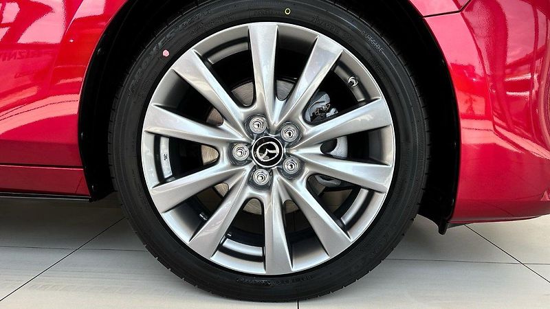 Mazda 3 (2025) G140 2.5 Centre-Line MT - fotka 7 z 18