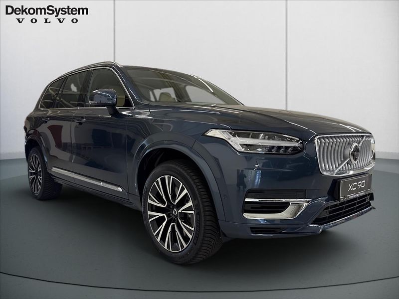 Volvo XC90 (2024) 2,0 T8 AWD Plus Bright - fotka 2 z 16
