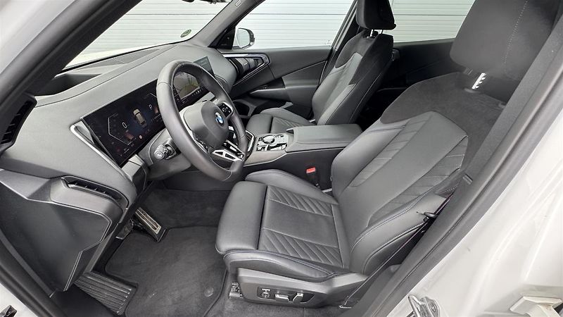 BMW X3 20d xDrive Mpaket HeadUp - fotka 4 z 13