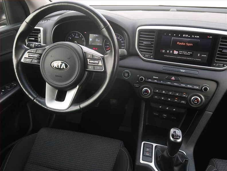 Kia Sportage (2022) Black Edition 1.6 GDI - fotka 7 z 24