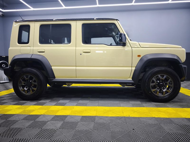 Suzuki Jimny (2025) 1,5 GLX AUTOMAT, 4X4 LONG - fotka 10 z 25