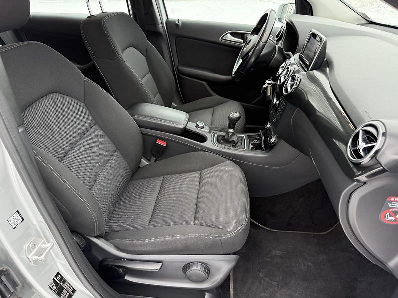Mercedes-Benz Třídy B 180CDI TAŽNÉ - fotka 10 z 22