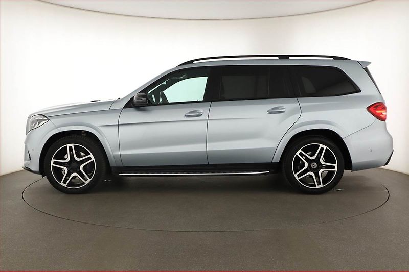 Mercedes-Benz GLS (2017) 500 4MATIC - fotka 3 z 21