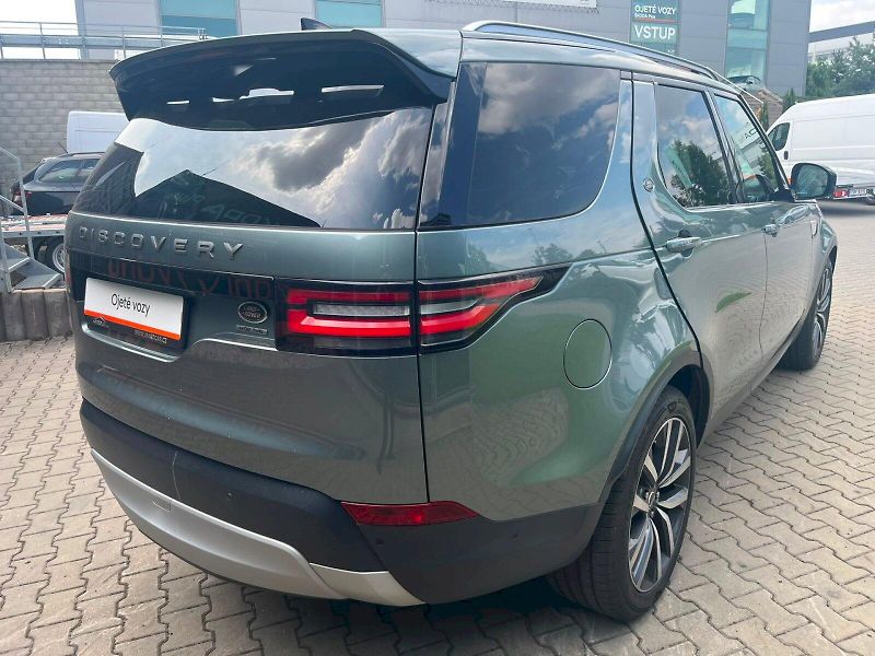Land Rover Discovery (2017) 3.0 TDV6 HSE 190KW - fotka 19 z 21