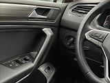 Volkswagen Tiguan 1,5 TSI DSG Elegance NAVI+LED - náhled 13