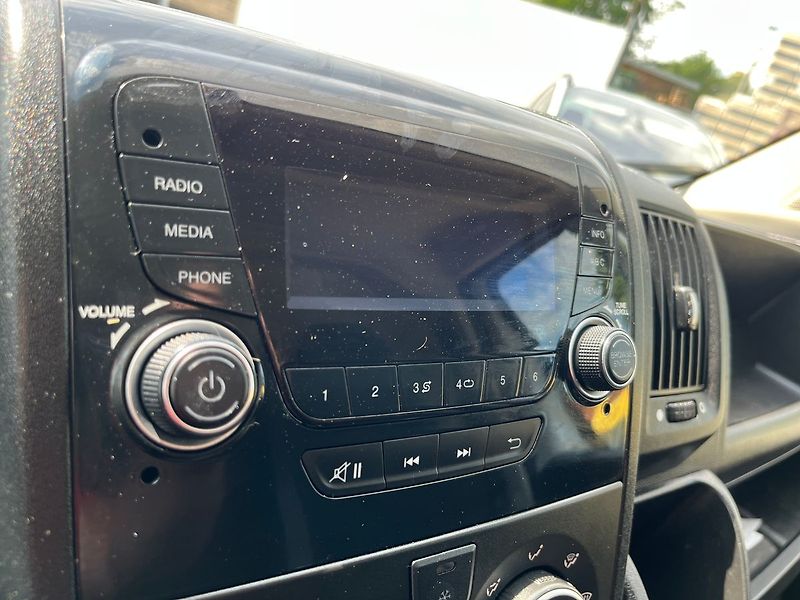 Citroën Jumper 2.2BHDi 88kw*ZADÁNO* - fotka 21 z 22