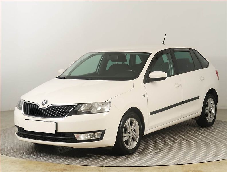 Škoda Rapid (2014) Spaceback 1.2 TSI, Serv.kniha - fotka 2 z 16