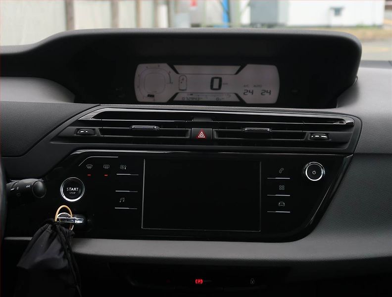 Citroën C4 Picasso (2017) 1.2 PureTech, Serv.kniha - fotka 12 z 15
