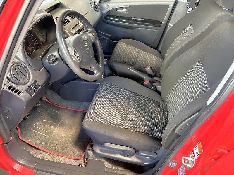 Suzuki SX4 (2007) 1.6VVT, ČR, AC - fotka 9 z 15