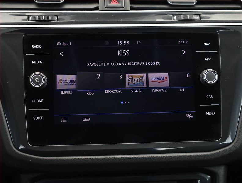 Volkswagen Tiguan (2019) Comfortline 2.0 TDI, 4X4 - fotka 15 z 19