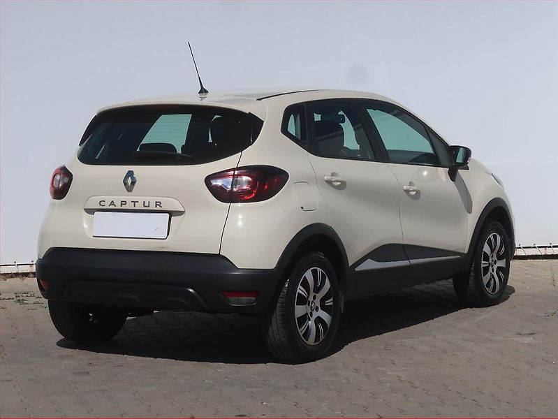 Renault Captur (2018) 0.9 TCe, Tempomat - fotka 5 z 15