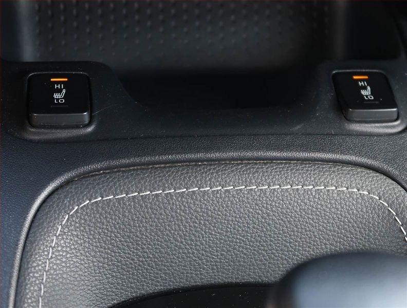 Toyota Corolla (2019) Comfort 1.8 Hybrid, Automat - fotka 19 z 23