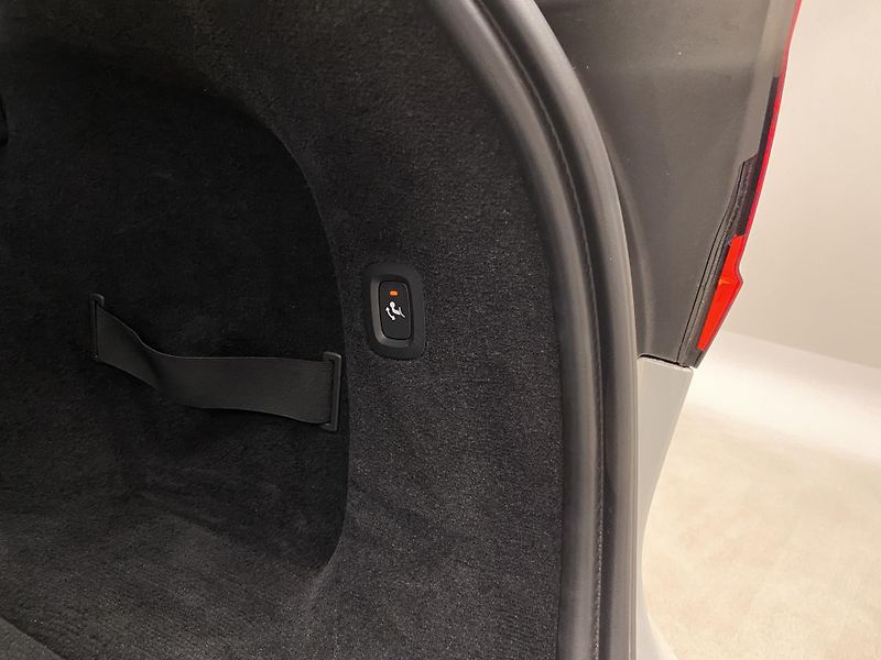 Volvo V90 B4 BRIGHT PLUS AUT - fotka 36 z 63