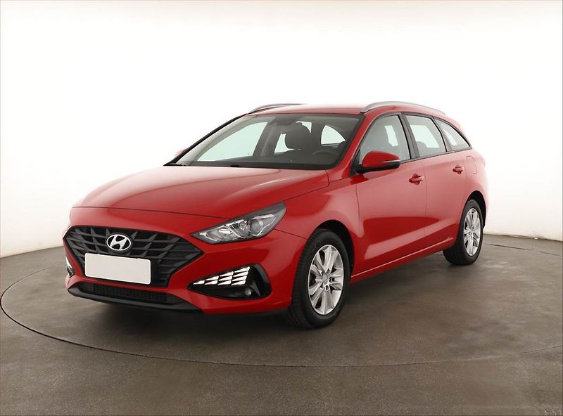Hyundai i30 (2021) 1.5 DPI, Tempomat - fotka 2 z 18