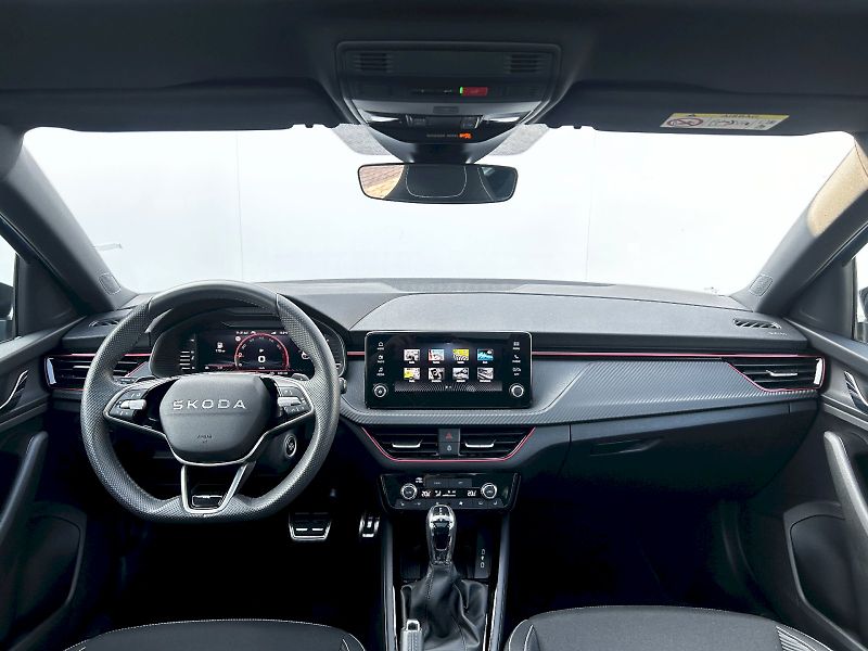 Škoda Scala (2025) 1.0 TSI 85kW DSG Monte Carlo - fotka 5 z 35