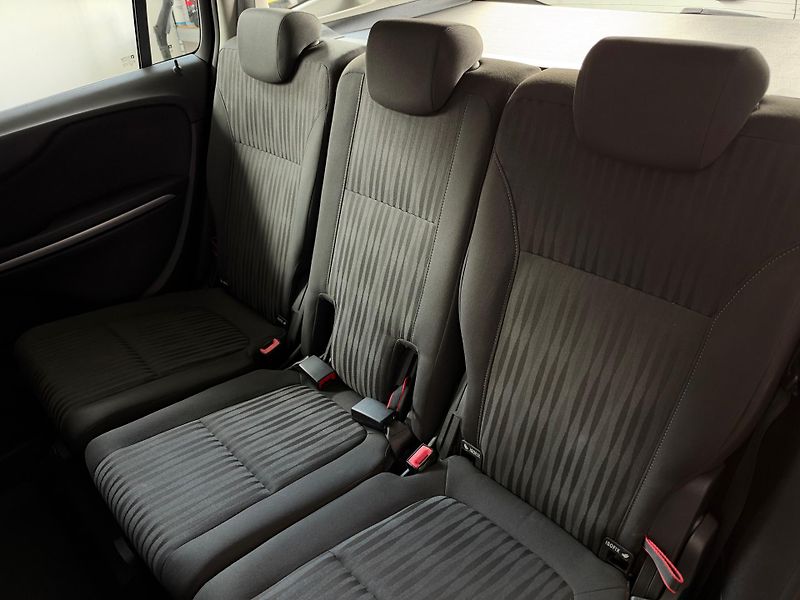 Opel Zafira (2012) 1.4T - 1.Majitel - CZ - fotka 19 z 22