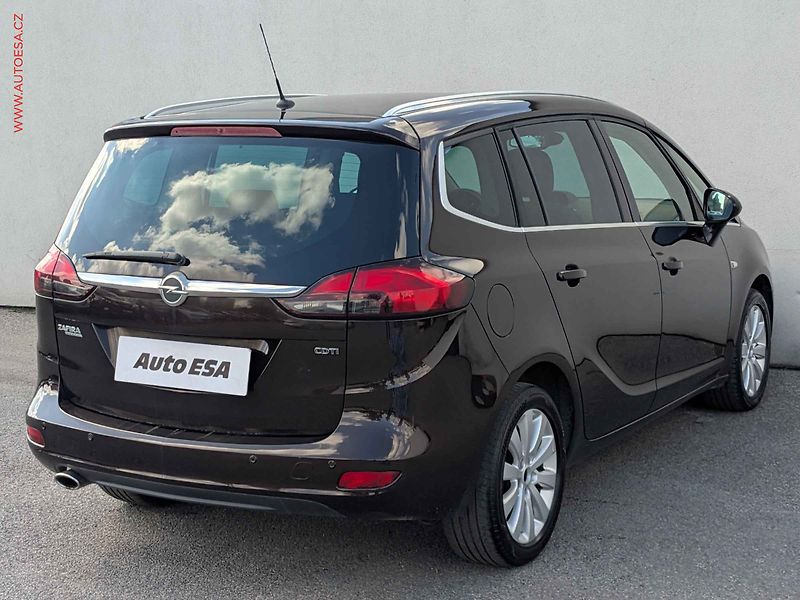 Opel Zafira (2014) 2.0CDTi, ČR, AAC, ČR, tempo - fotka 6 z 16