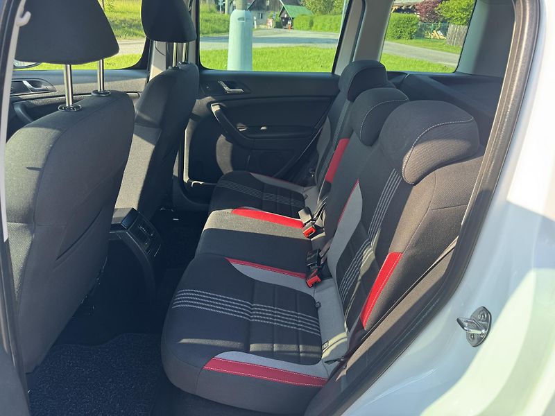 Škoda Yeti 1.4 TSI MONTE CARLO 2015 - fotka 8 z 14