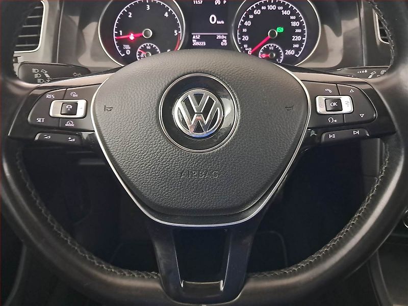 Volkswagen Golf (2017) 2.0 TDI, 4X4, Automat, Navi - fotka 18 z 28