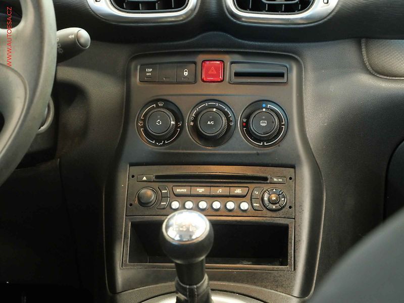 Citroën C3 Picasso (2013) 1.4i, ČR, AC, STK3/28 - fotka 11 z 17