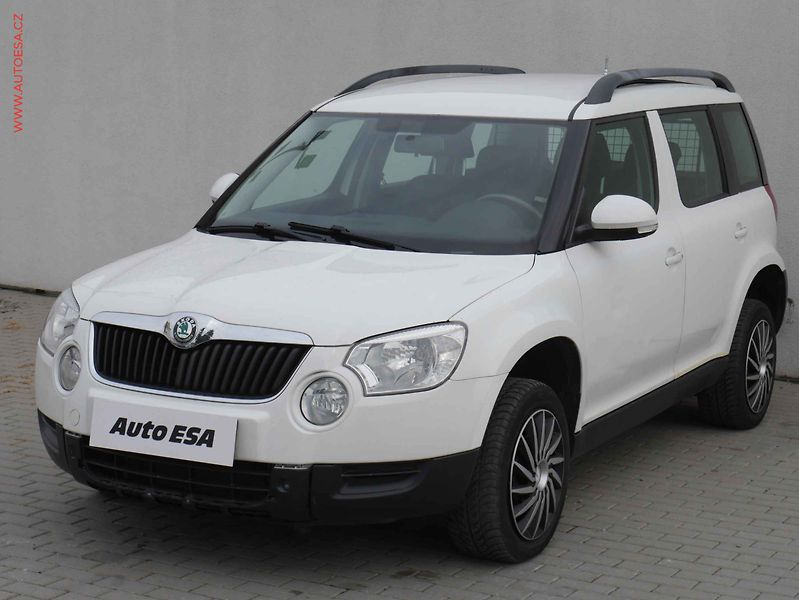 Škoda Yeti (2011) 2.0 TDI 4x4, ČR, AC, tažné - fotka 3 z 14