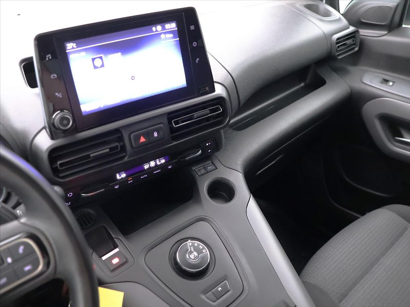 Toyota ProAce City Verso 1,5 D-4D 130k Aut. CZ Family - fotka 25 z 38