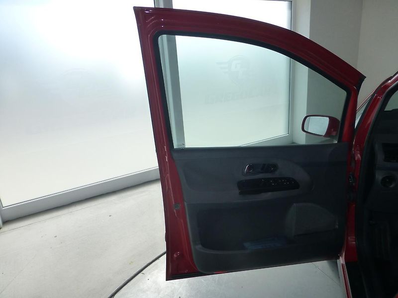 Seat Alhambra (2004) 1,9TDI**VYHŘ.S*ALU*TAŽNÉ*7MÍS - fotka 9 z 23