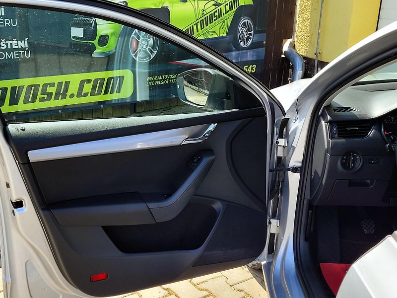 Škoda Octavia 1,2 TSi PO ROZVODECH, 1.maj - fotka 23 z 36