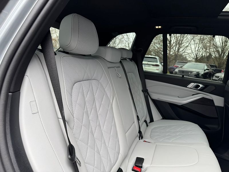 BMW X5 xDrive 50e El.tažné TOP - fotka 16 z 16