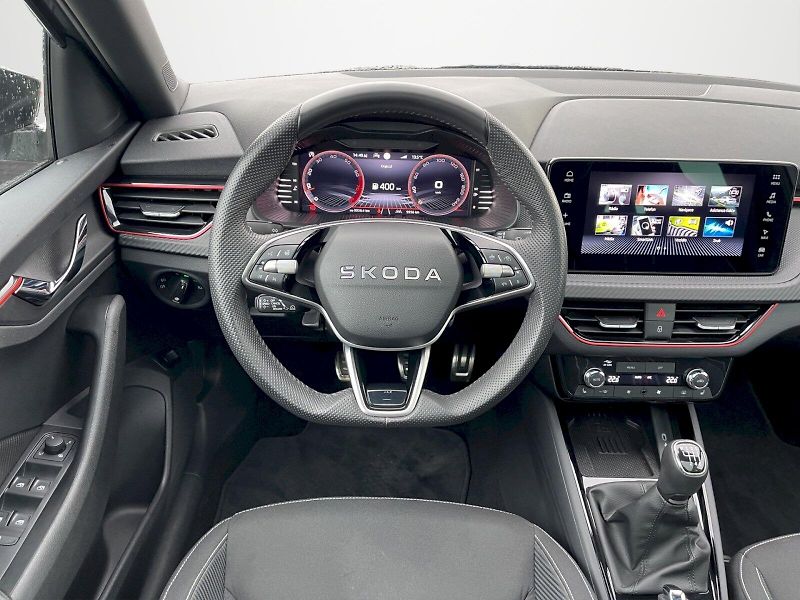 Škoda Scala (2026) 1.5 TSI 110 kW Monte Carlo - fotka 6 z 35