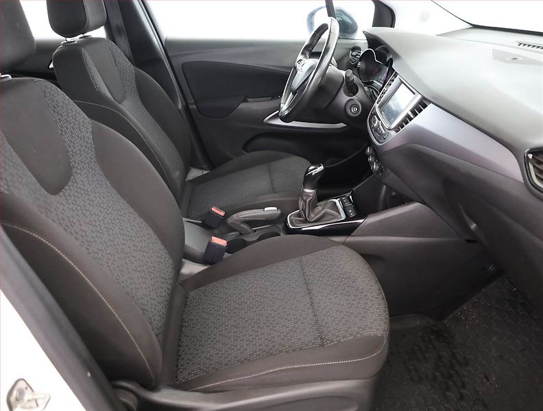 Opel Crossland X (2019) 1.2, ČR,1.maj, Tempomat - fotka 7 z 17